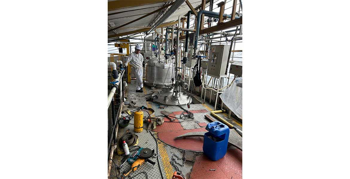 Servicio de mantenimiento mecanico preventivo, correctivo, reparaciones,
                                            adecuaciones. Servicio de torno, fresadora, prensa hidráulica.
