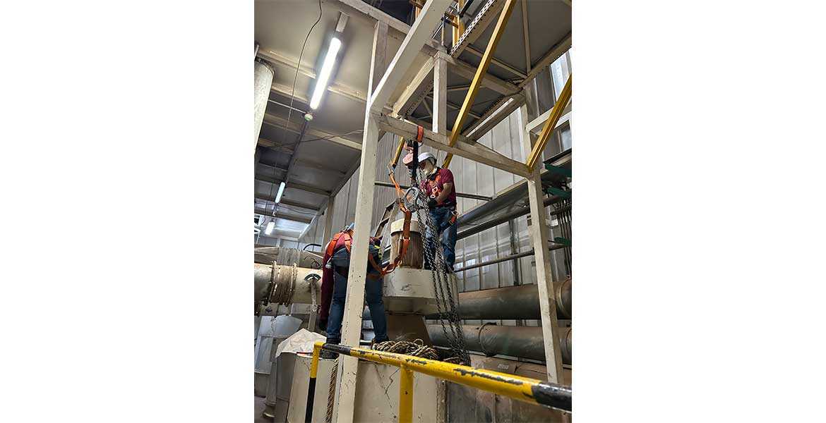 Servicio de mantenimiento mecanico preventivo, correctivo, reparaciones,
                                            adecuaciones. Servicio de torno, fresadora, prensa hidráulica.