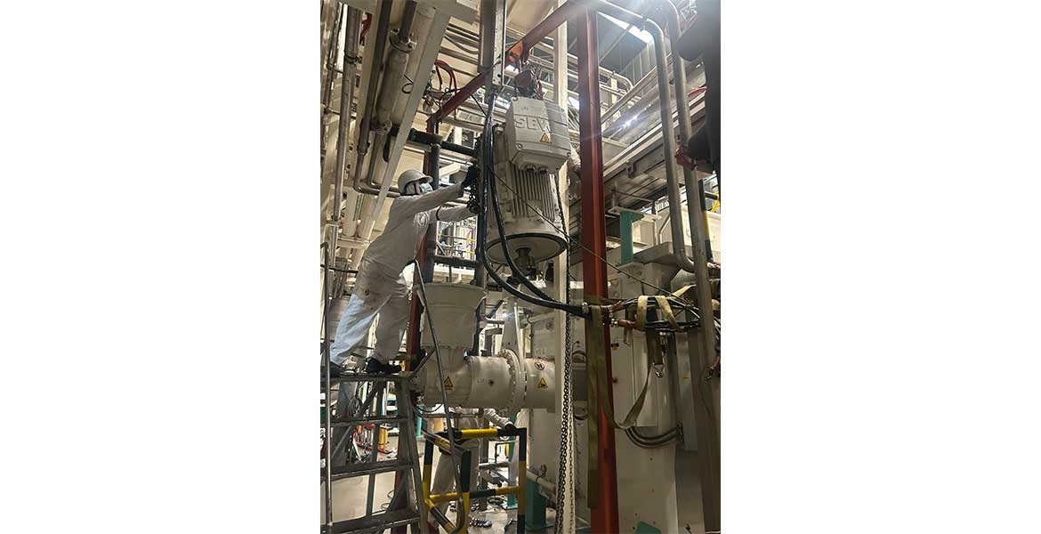 Servicio de mantenimiento mecanico preventivo, correctivo, reparaciones,
                                            adecuaciones. Servicio de torno, fresadora, prensa hidráulica.