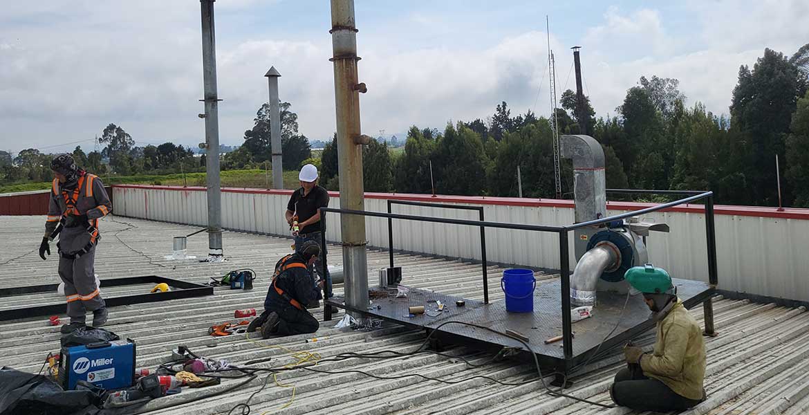 Servicio de mantenimiento mecanico preventivo, correctivo, reparaciones,
                                            adecuaciones. Servicio de torno, fresadora, prensa hidráulica.