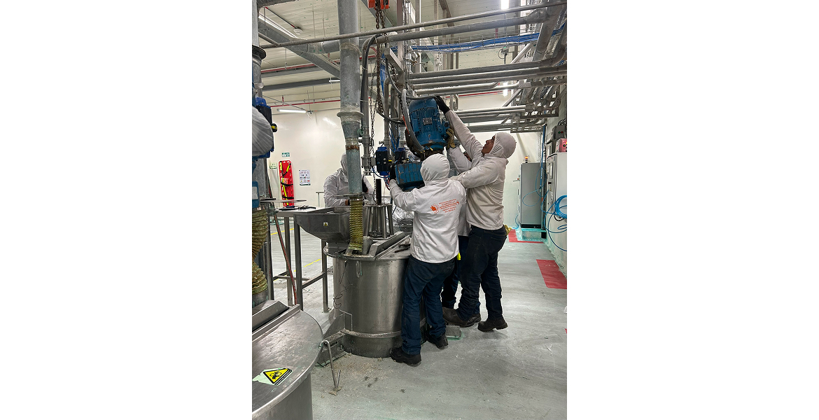 Servicio de mantenimiento mecanico preventivo, correctivo, reparaciones,
                                            adecuaciones. Servicio de torno, fresadora, prensa hidráulica.